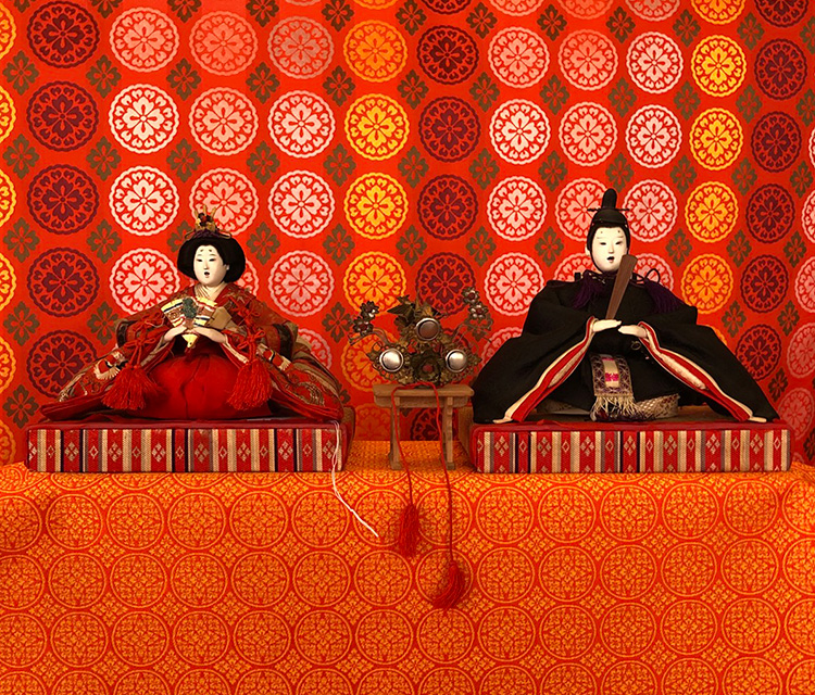 有職雛～宮廷文化を継承するひな人形 | 日本服飾史